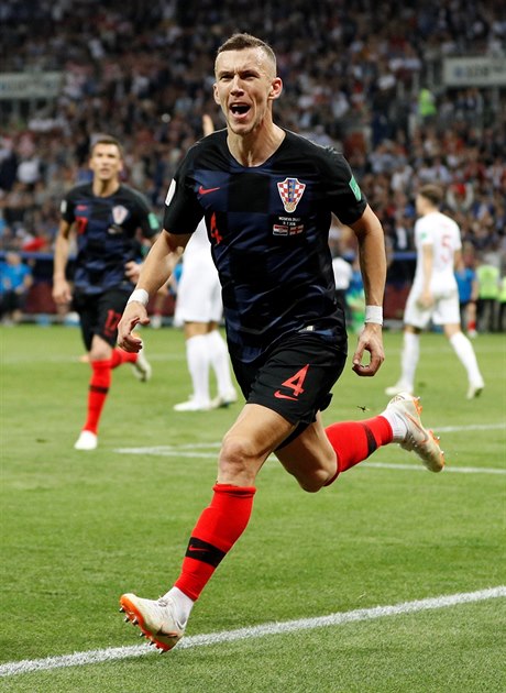 MS ve fotbale 2018, Chorvatsko vs. Anglie: Perii slaví vyrovnání.