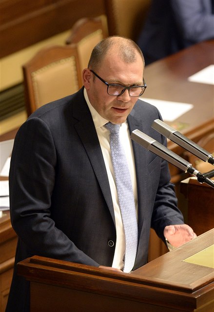 Nový místopředseda sněmovny Tomáš Hanzel (ČSSD).