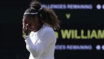 Amerianka Serena Williamsov ve finle Wimbledonu 2018, kter ji vbec nevylo.