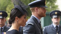 Princ Harry a vévodkyn ze Sussexu Meghan pi oslavách stého výroí od zaloení...