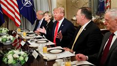 Americký prezident Donald Trump dorazil do Bruselu, kde se koná summit NATO.