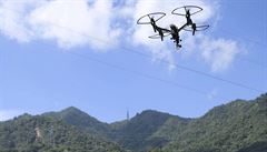 Nad americkými státy Nebraska a Colorado se opakovaně objevují záhadné drony. Vyvolaly UFO hysterii