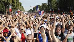 Francouztí fanouci ekají na píjezd mistr svta.