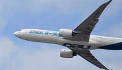 Airbus A350 je konkurentem pro Boeing 787. Zájem o Airbus projevily Sichuan...