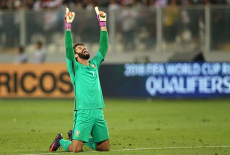 Alisson Becker v dresu brazilské reprezentace.