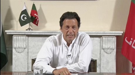 Pákistánská kriketová legenda a vdce strany Hnutí za spravedlnost (PTI) Imran...