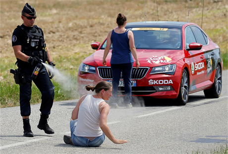 Zákrok policie na TdF.