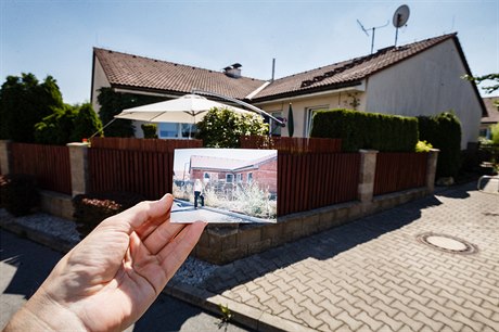 Marie Stadlerová na snímku ped svým domem v dob, kdy jej od spolenosti...