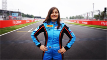 Jezdkyn serilu GP3 Tatiana Calderonov.