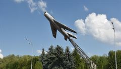 Ukrajina je plná válených pomník, vtinou tanky, ale i letadla