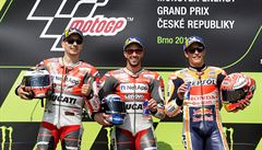 Stupn vítz v MotoGP: 1. Andrea Dovizioso (uprosted), 2. Jorge Lorenzo...