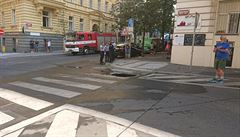 Propad ulice v Mánesov ulici.