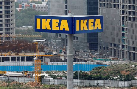 Logo spolenosti IKEA v indickém Hajdarábádu.