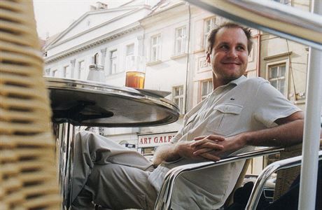 Michal Maudr, zvan DJ Loutka (na archivnm snmku z roku 2002).