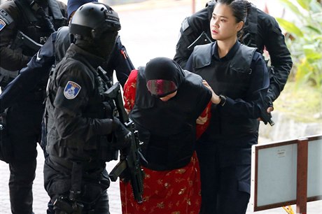 Indonésanka Siti Aisyahová obviněná z loňské vraždy Kimova bratra Kim Čong-nama.
