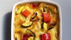 Veganské lasagne mají be�amelovou omá�ku p�ipravenou z rý�ového mléka a...