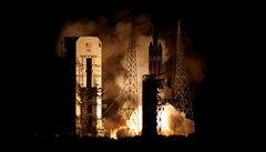 Sondu do kosmu vynesla raketa Delta IV Heavy, její vzlet byl viditelný z...