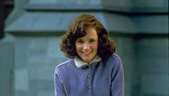 Martyho matka Lorraine (Lea Thompsonová). Snímek Zpátky do budoucnosti (1985)....
