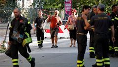 Obyvatelé z domů blízko zříceného mostu se museli na doporučení hasičů... | na serveru Lidovky.cz | aktuální zprávy