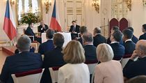 Prezident Miloš Zeman (vzadu uprostřed) hovořil 29. srpna 2018 na Pražském...