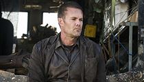 John Dorie (Garret Dillahunt) je nov� kovbojem. Seri�l �iv� mrtv�: Po��tek...