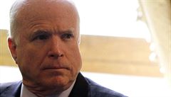 Vlivný republikánský senátor John McCain nechce Donalda Trumpa na svém pohřbu