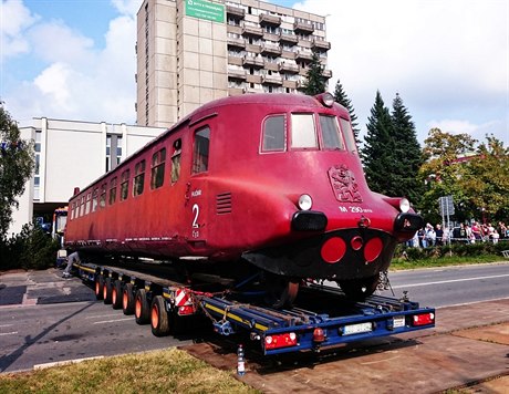 Legendární elezniní vz Slovenská strela.