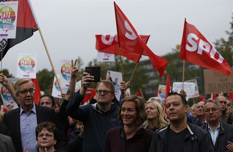 Pravicov i levicov demonstrace v Chemnitzu.