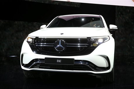 Mercedes pedstavil své nové elektrické SUV.