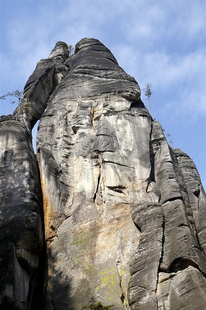 Skalní útvar Milenci v Adrpaských skalách.