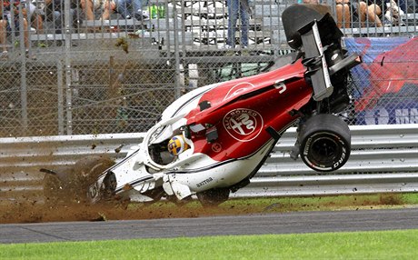 Nehoda Marcuse Ericssona při tréninku před Velkou cenou Itálie formule 1.