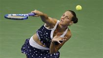 Poprv se letos Karolna Plkov dostala do kotle centrkurtu na US Open a ve...