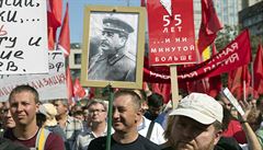 Putinova obliba v Rusku klesá. Proti důchodové reformě protestovaly tisíce lidí