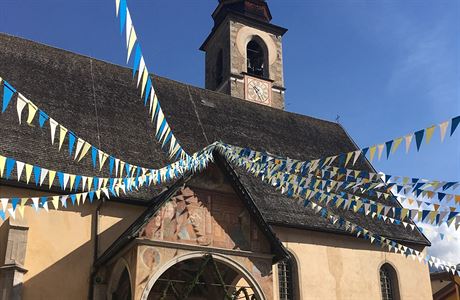 Jeden z mnoha kostel ve Val di Sole. V malebn vesnice Pellizzano se navc...