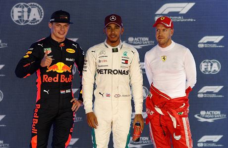 Lewis Hamilton opanoval kvalifikaci Velké ceny Singapuru
