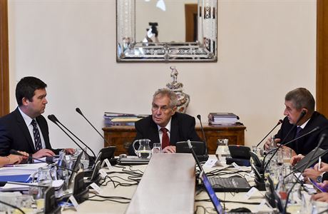 Zasedn vldy se zastnil prezident Milo Zeman.