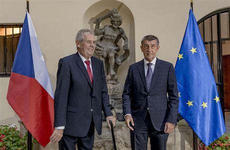 Prezident R Milo Zeman a premiér Andrej Babi.