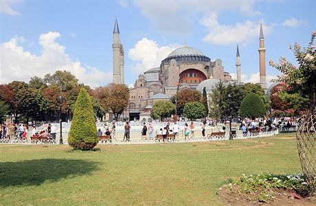 Stane se Hagia Sofia v Istanbulu zase meitou? Mstn se neshodnou