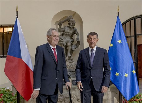 Prezident R Milo Zeman a premiér Andrej Babi.