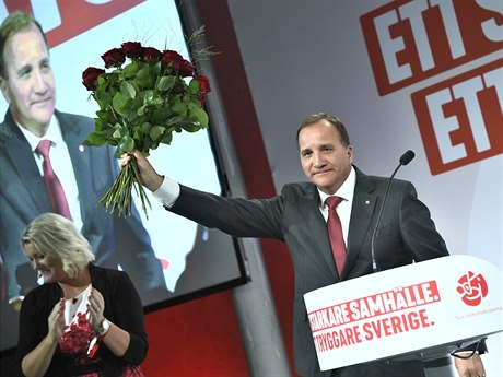Premiér a vedoucí strany Sociálních demokrat Stefan Löfven bhem védských...