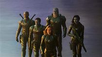 V�le�nick� team Starforce. Vp�edu Captain Marvel (Brie Larsonov�). Sn�mek...