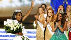 Miss America 2019 Nia Franklinová po korunovaci.