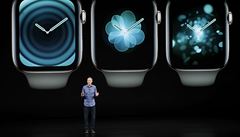 Ukázka novách chytrých hodinek od spolenosti Apple.