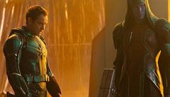 Kreeský generál (Jude Law) a Ronan alobce (Lee Pace). Snímek Captain Marvel...