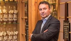 Pavel Dvo�á�ek, generální �editel likérky Rudolf Jelínek.