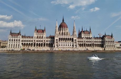 Budova maarského parlamentu je jednou z ikonických staveb Budapeti.