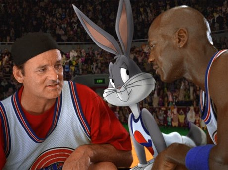 Bill Murray, Bugs Bunny a Michael Jordan. Snímek Space Jam (1996)