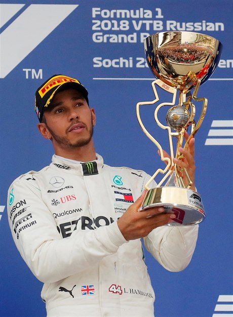 Lewis Hamilton po vítzství ve VC Ruska