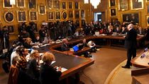 Leto�n� Nobelovu cenu za fyziku z�skali Ameri�an Arthur Ashkin, Francouz G�rard...