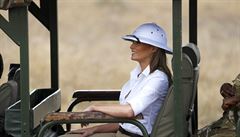 Melania Trump bhem návtvy Nairobského národního parku v Keni.